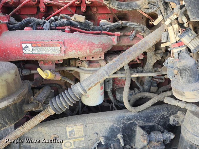 image for item EB1323 2012 Kenworth T800 semi truck