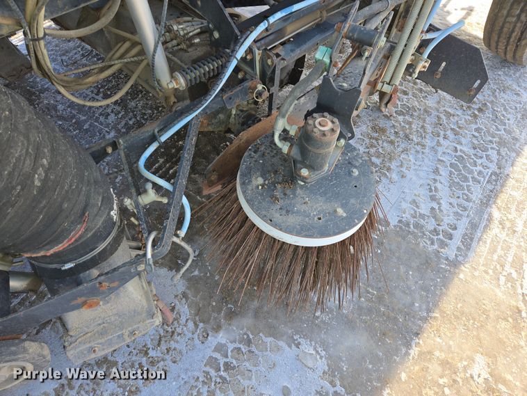 image for item EB1324 2000 Freightliner FC70 street sweeper truck