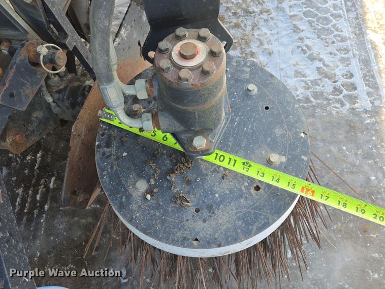 image for item EB1324 2000 Freightliner FC70 street sweeper truck