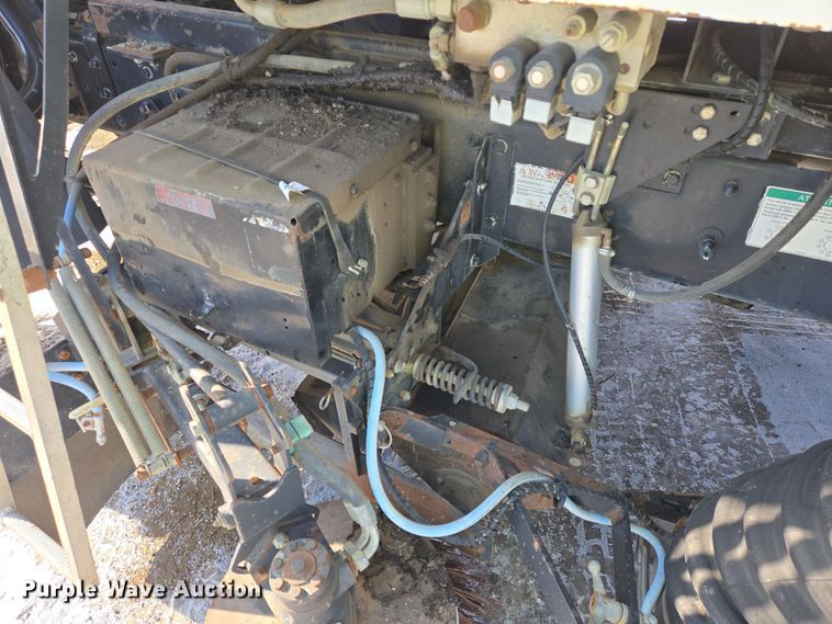 image for item EB1324 2000 Freightliner FC70 street sweeper truck