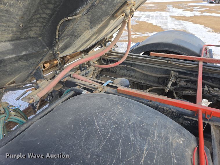 image for item EB1324 2000 Freightliner FC70 street sweeper truck