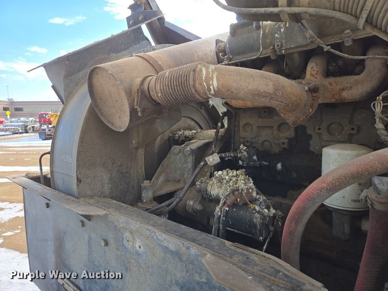 image for item EB1324 2000 Freightliner FC70 street sweeper truck