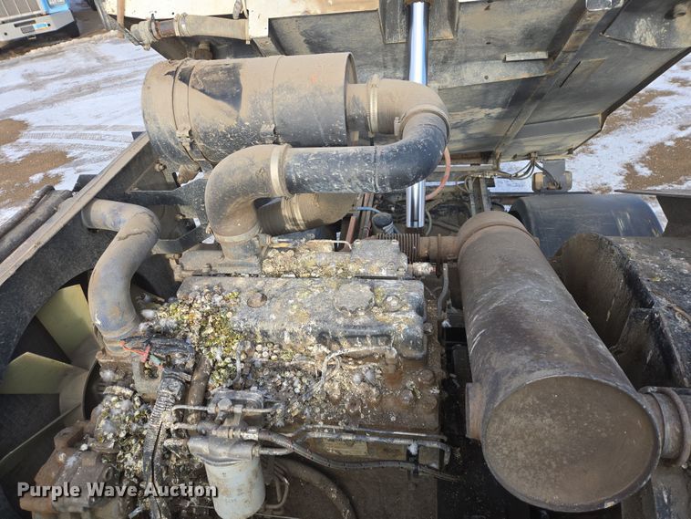 image for item EB1324 2000 Freightliner FC70 street sweeper truck