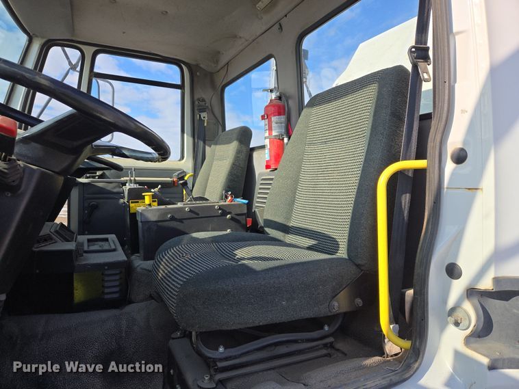 image for item EB1324 2000 Freightliner FC70 street sweeper truck