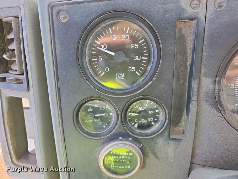 image for item EB1324 2000 Freightliner FC70 street sweeper truck