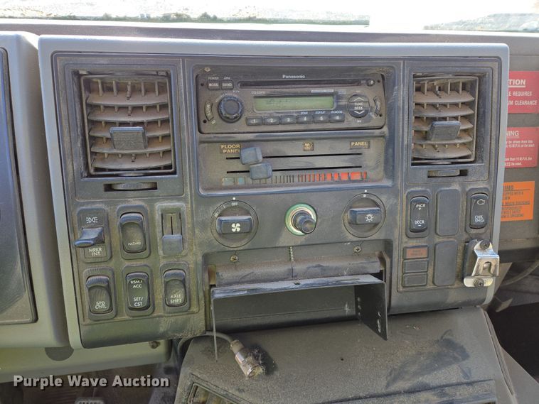 image for item EB1324 2000 Freightliner FC70 street sweeper truck