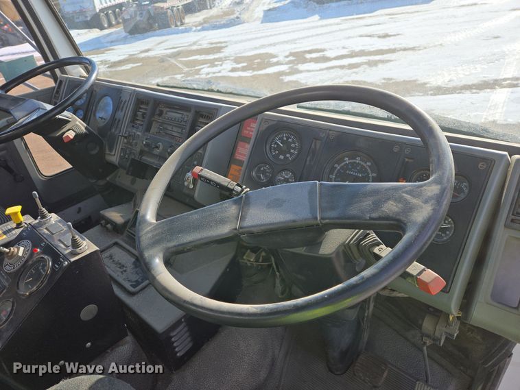 image for item EB1324 2000 Freightliner FC70 street sweeper truck