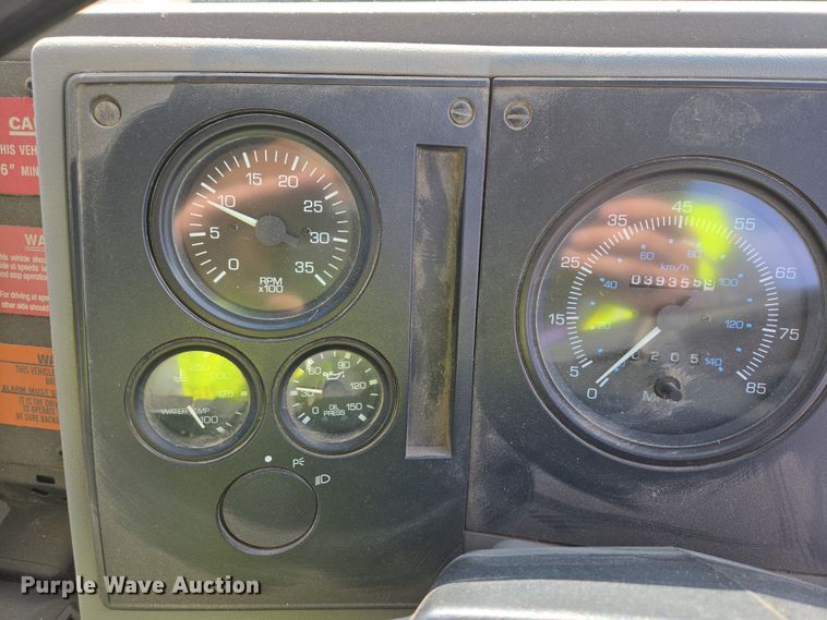 image for item EB1324 2000 Freightliner FC70 street sweeper truck