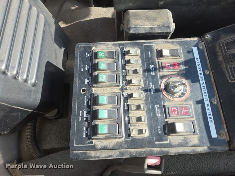 image for item EB1324 2000 Freightliner FC70 street sweeper truck