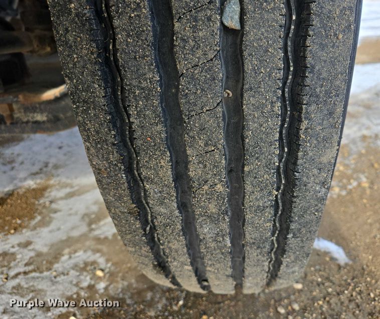 image for item EB1324 2000 Freightliner FC70 street sweeper truck