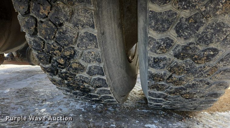 image for item EB1324 2000 Freightliner FC70 street sweeper truck