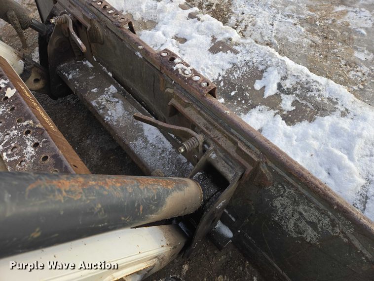 image for item EB1325 1999 Bobcat 873 skid steer loader