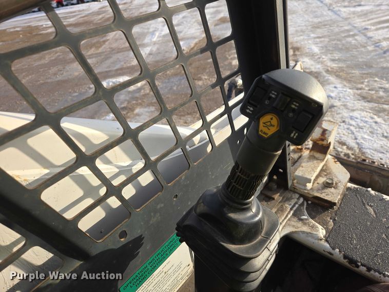 image for item EB1325 1999 Bobcat 873 skid steer loader