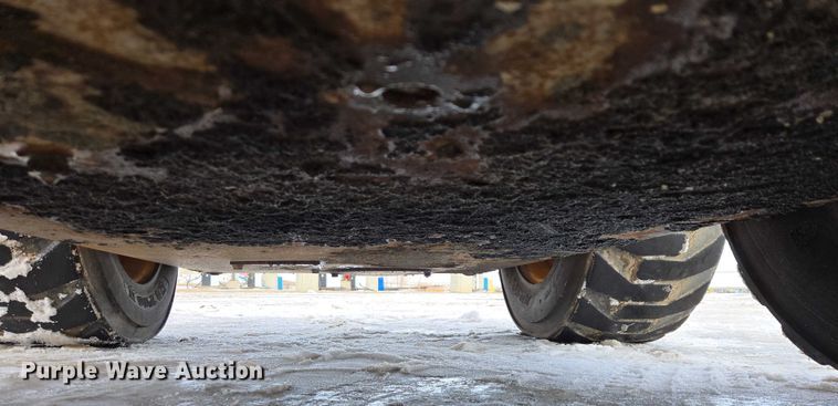 image for item EB1327 2005 Case 430 skid steer loader