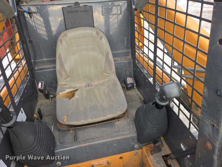 image for item EB1327 2005 Case 430 skid steer loader