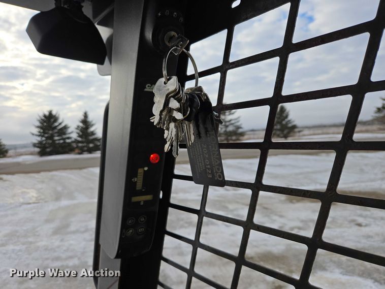 image for item EB1327 2005 Case 430 skid steer loader