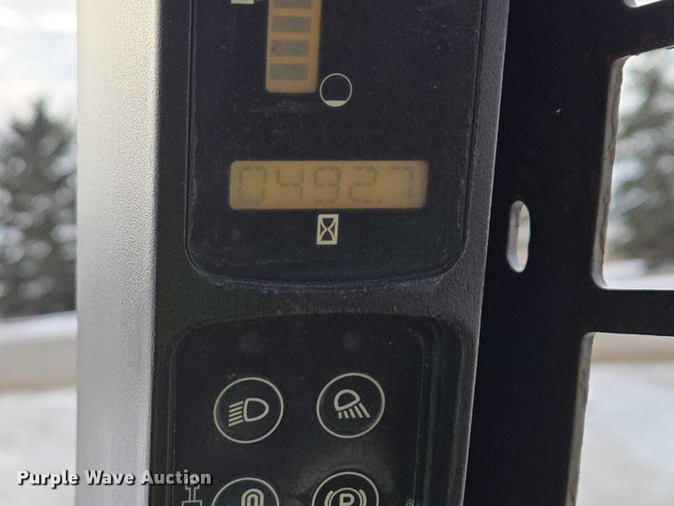 image for item EB1327 2005 Case 430 skid steer loader