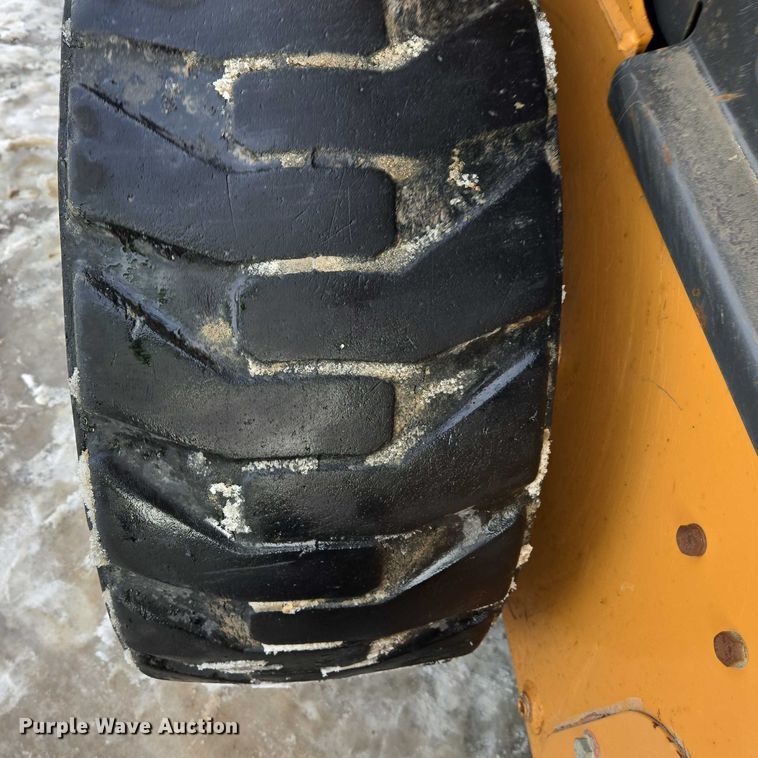 image for item EB1327 2005 Case 430 skid steer loader