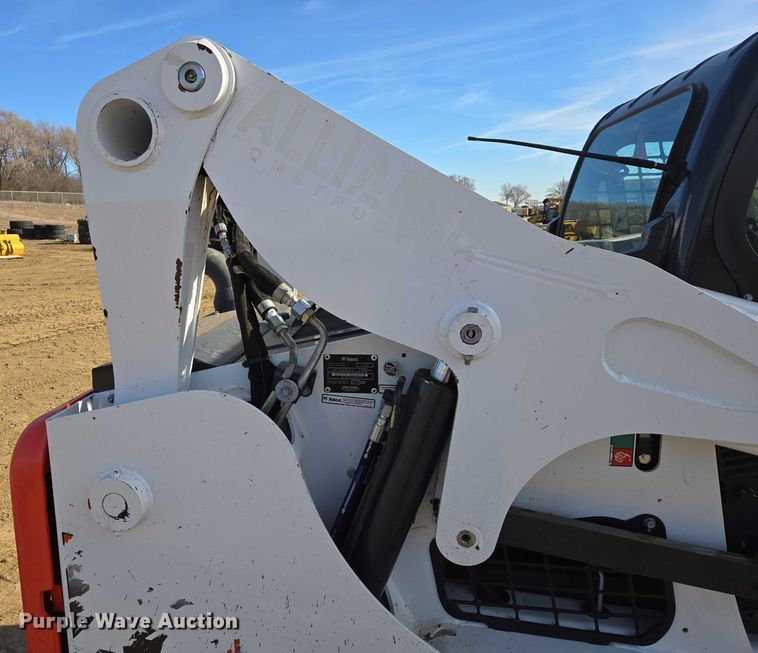 image for item EB1330 2024 Bobcat T770 tracked skid steer loader