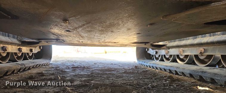 image for item EB1330 2024 Bobcat T770 tracked skid steer loader