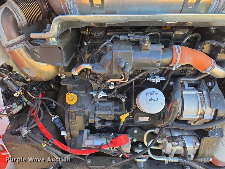 image for item EB1330 2024 Bobcat T770 tracked skid steer loader