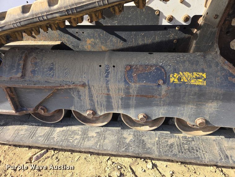 image for item EB1330 2024 Bobcat T770 tracked skid steer loader