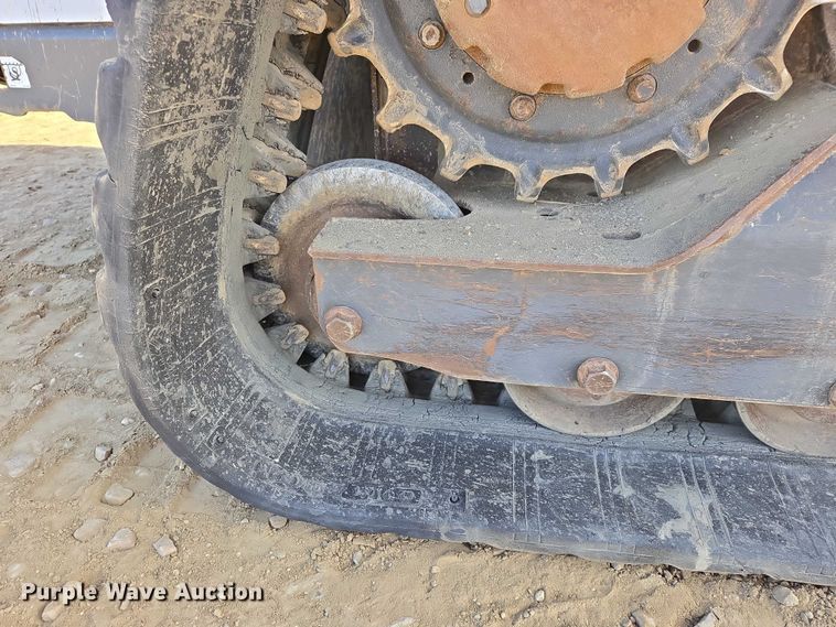 image for item EB1330 2024 Bobcat T770 tracked skid steer loader