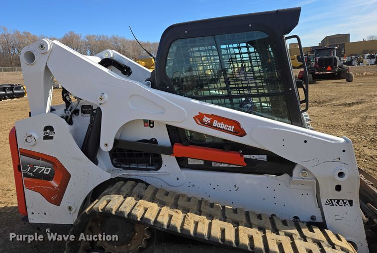 image for item EB1331 2024 Bobcat T770 tracked skid steer loader