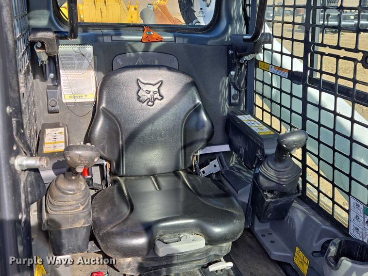 image for item EB1331 2024 Bobcat T770 tracked skid steer loader