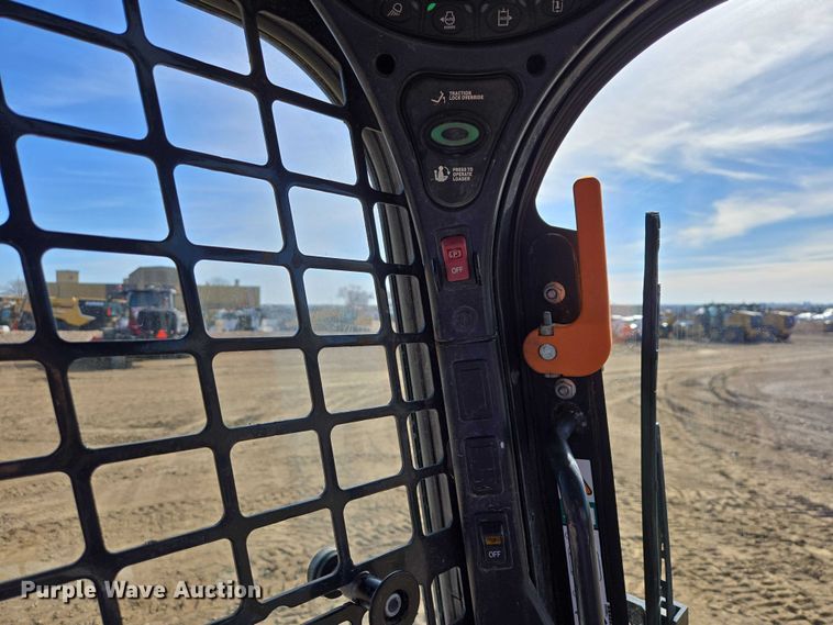 image for item EB1331 2024 Bobcat T770 tracked skid steer loader