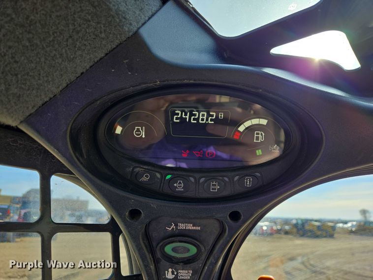 image for item EB1331 2024 Bobcat T770 tracked skid steer loader