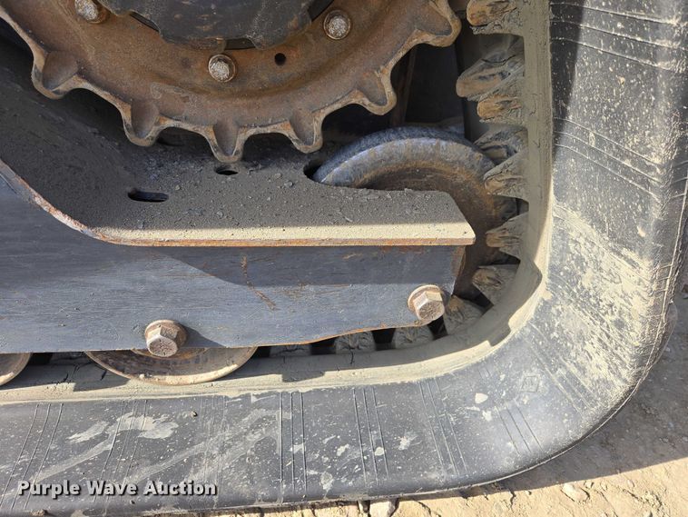 image for item EB1331 2024 Bobcat T770 tracked skid steer loader