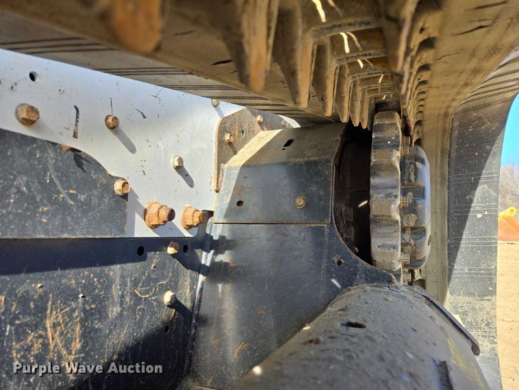 image for item EB1331 2024 Bobcat T770 tracked skid steer loader