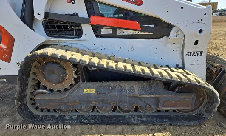 image for item EB1331 2024 Bobcat T770 tracked skid steer loader