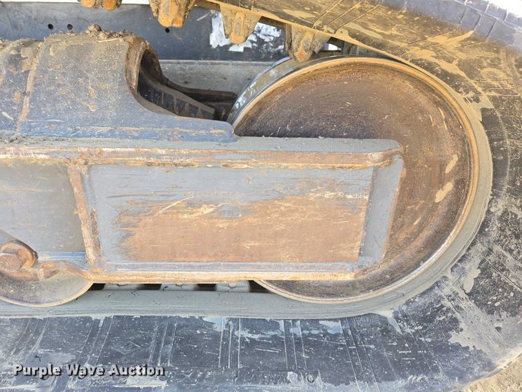 image for item EB1331 2024 Bobcat T770 tracked skid steer loader