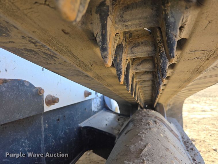 image for item EB1331 2024 Bobcat T770 tracked skid steer loader