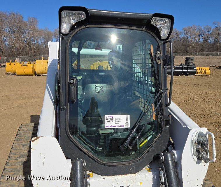image for item EB1332 2024 Bobcat T770 tracked skid steer loader