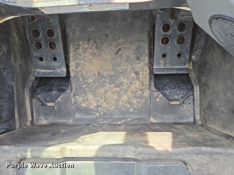 image for item EB1332 2024 Bobcat T770 tracked skid steer loader