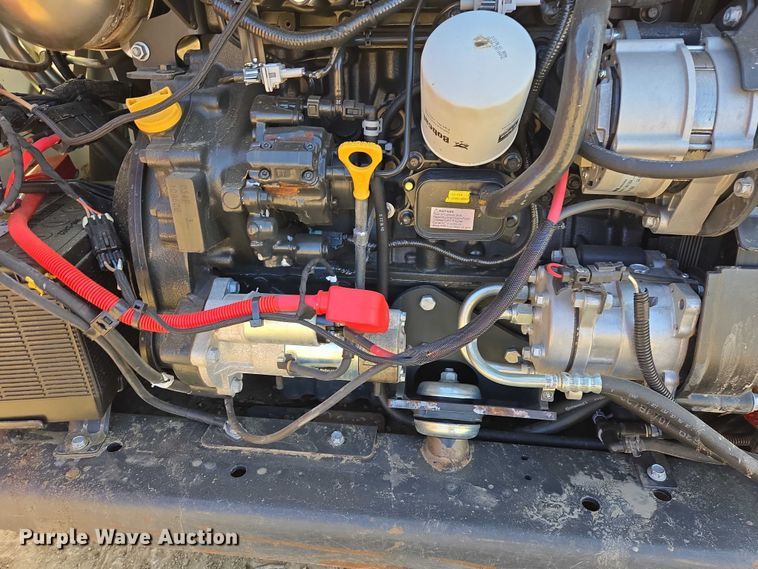 image for item EB1332 2024 Bobcat T770 tracked skid steer loader