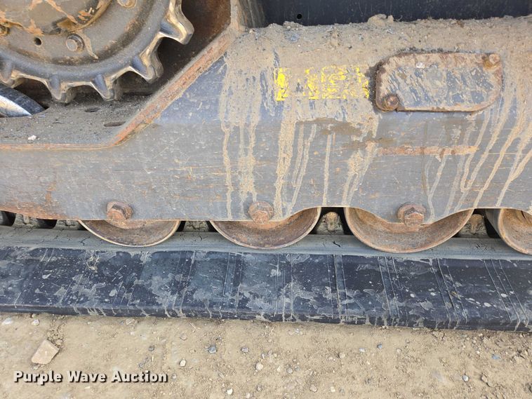 image for item EB1332 2024 Bobcat T770 tracked skid steer loader