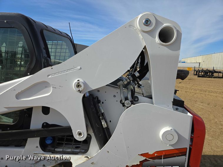 image for item EB1333 2024 Bobcat T770 tracked skid steer loader