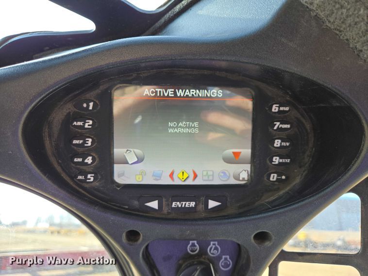 image for item EB1333 2024 Bobcat T770 tracked skid steer loader