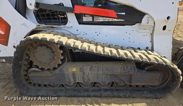 image for item EB1333 2024 Bobcat T770 tracked skid steer loader