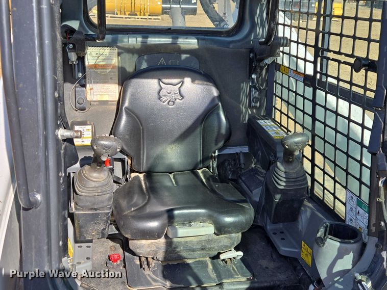 image for item EB1334 2024 Bobcat T770 tracked skid steer loader