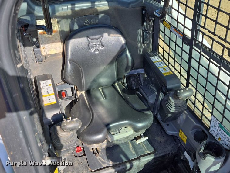 image for item EB1334 2024 Bobcat T770 tracked skid steer loader