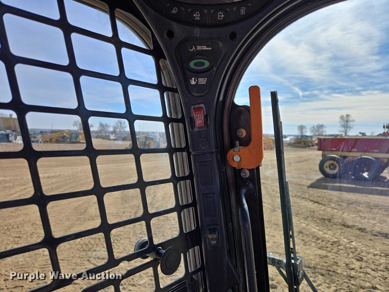 image for item EB1334 2024 Bobcat T770 tracked skid steer loader