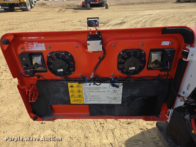 image for item EB1334 2024 Bobcat T770 tracked skid steer loader