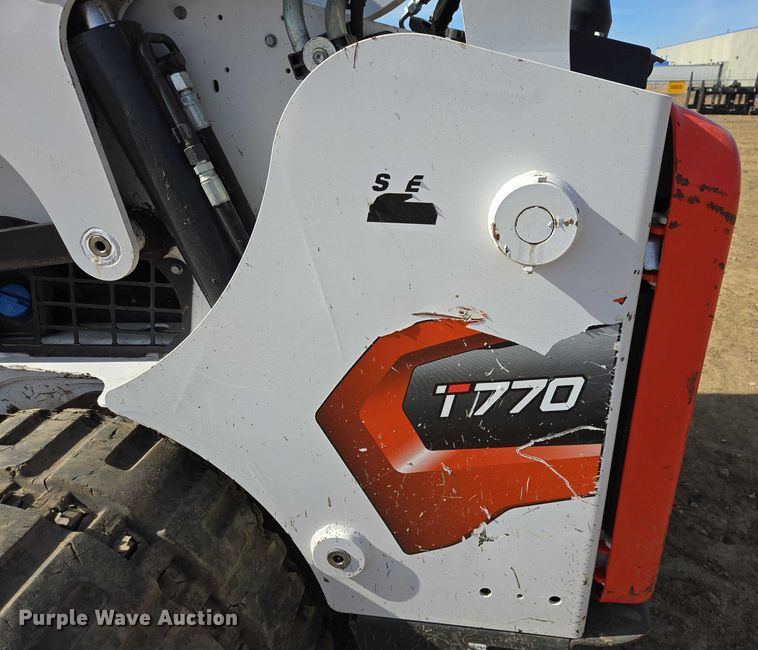 image for item EB1334 2024 Bobcat T770 tracked skid steer loader