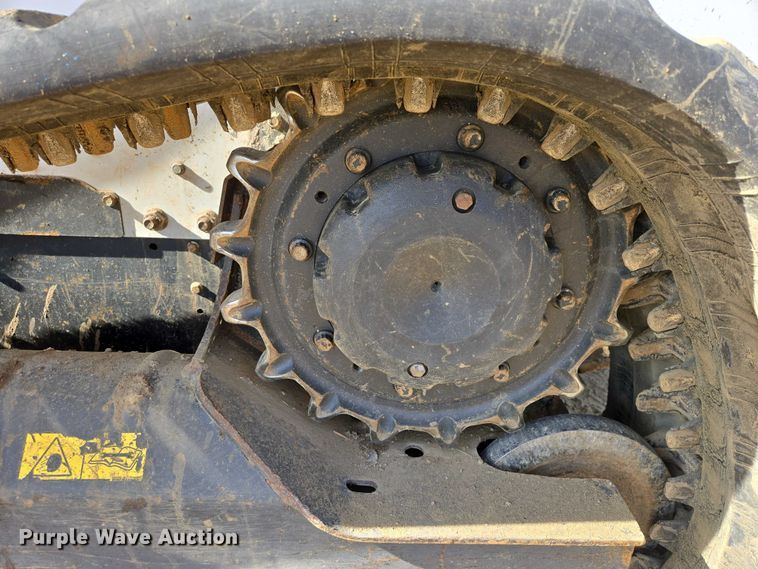 image for item EB1334 2024 Bobcat T770 tracked skid steer loader