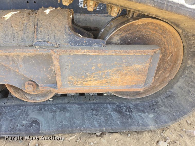 image for item EB1334 2024 Bobcat T770 tracked skid steer loader